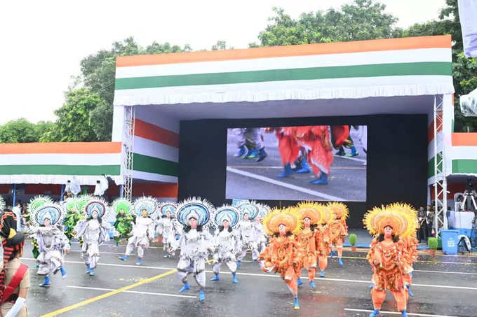 বাঁকুড়ার ছৌ শিল্পীদের বিশেষ নাচ