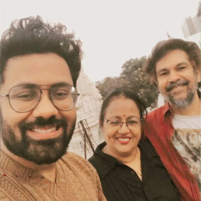 rahul jain parents