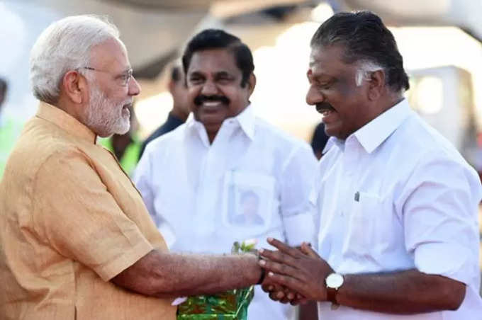 பாஜக ஆதரவு யாருக்கு?