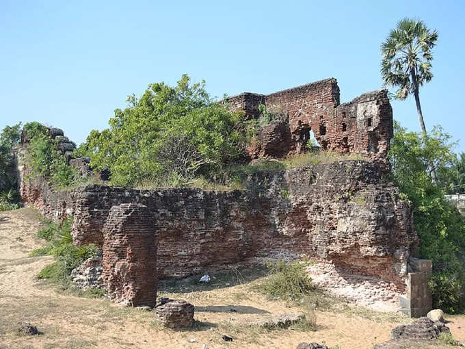 ​আলামপারাই দুর্গ (Alamparai Fort)
