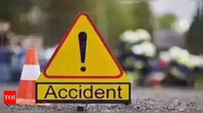 Gurugram News: गुरुग्राम में ट्रक पलटकर कार पर गिरी, चार की मौत, दो घायल