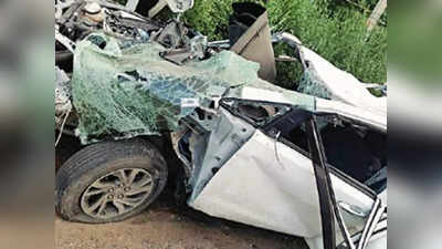 Road Accident: इनोवा कार पर पलटा ट्रक, दिल्ली-जयपुर हाइवे पर हादसे में 2 इंजीनियरों समेत 4 की मौत