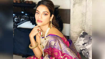 Nusrat Jahan: গলায় সীতাহার, ব্যাকলেস ব্লাউজের সঙ্গে বেনারসির সাজ নুসরতের! তৃণমূল সাংসদের এই লুক নকল করতে ইচ্ছে করবেই