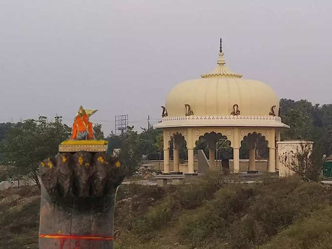 इस मंदिर के जरूर करें दर्शन