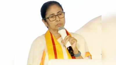 Mamata Banerjee East Bengal: বাংলায় প্রথম স্পোর্টস বিশ্ববিদ্যালয়, ইস্টবেঙ্গলের অনুষ্ঠান থেকে ঘোষণা মমতার