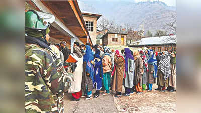 Jammu Kashmir News: जम्मू-कश्मीर में कौन से गैर-कश्मीरी नागरिक डाल सकते हैं वोट? जानिए क्या शर्तें