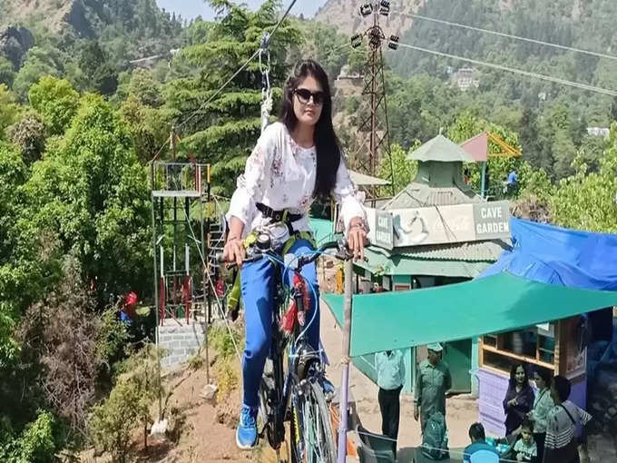शिवपुरी में स्काईसाइकिल - Sky Cycle in Shivpuri