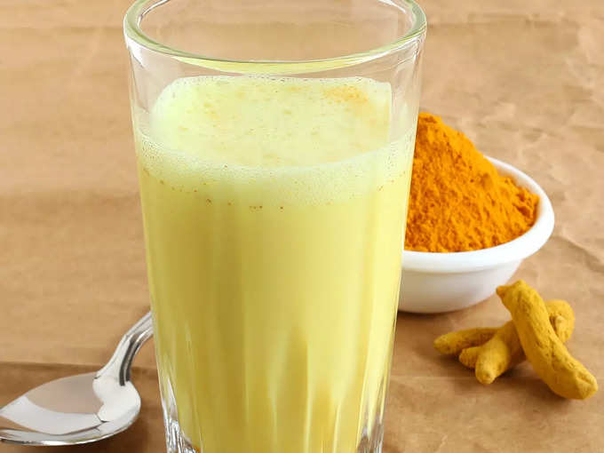 ​দুধ-হলুদ খেলে কমে হাঁটু ব্যথা (Turmeric Milk)