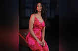 Eesha rebba: ஈஷா ரேப்பாவின் கியூட் & ஹாட் கிளிக்ஸ்..!
