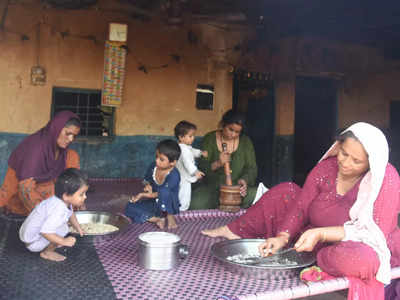 Hindu Refugees in Delhi: वीजा मिलता रहा, लोग आते रहे पर मदद करने कोई नहीं आया, दिल्ली के हिंदू शरणार्थियों का दर्द...