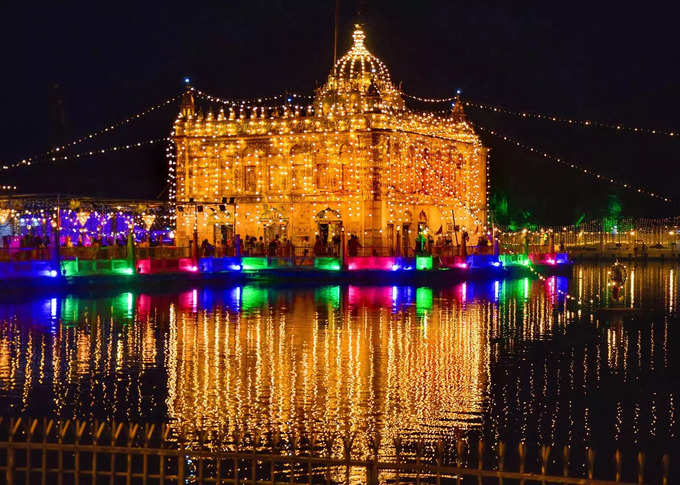 अमृतसरः दुर्गियाना मंदिर