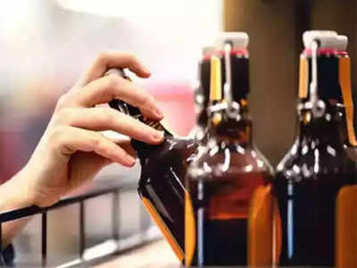 Delhi Liquor License Scam: शराब घोटाले में सीबीआई और सख्त... रडार पर कॉमेडियन, हैदराबादी बिजनेसमैन समेत ये लोग