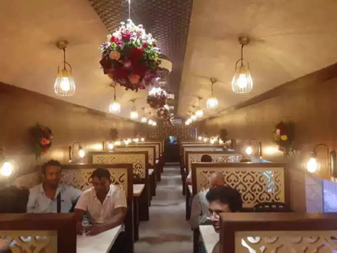 ट्रेनों में खाना - Food in trains