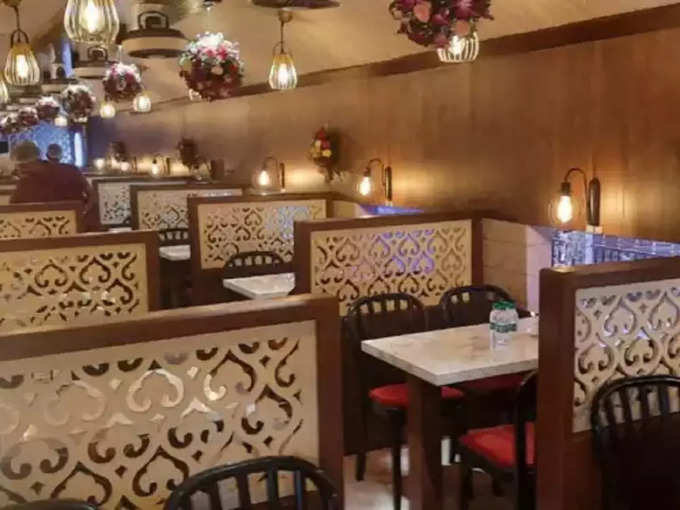 ऐसे और भी रेस्टोरेंट - More such restaurants