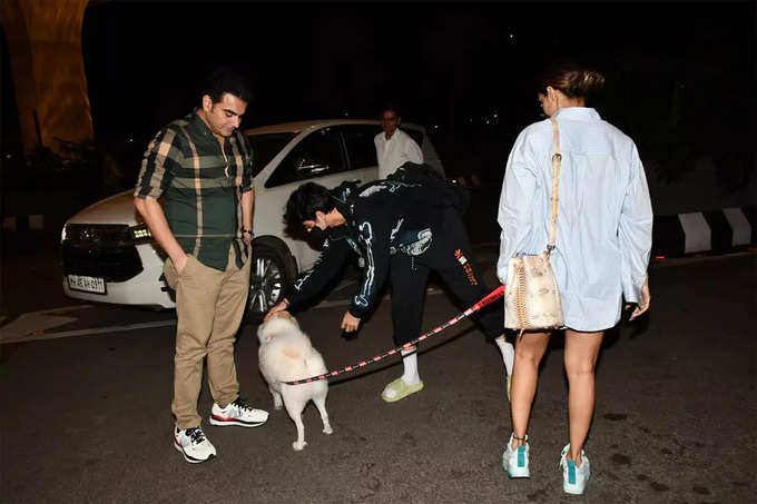 Malaika Arora Arbaaz Khan were snapped at the Mumbai airport