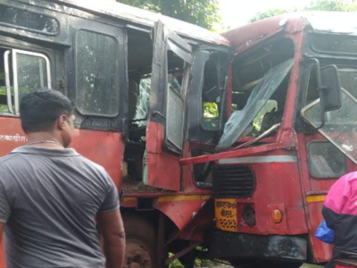 Bus Accident Today : रत्नागिरीत २ बसचा समोरासमोर भीषण अपघात, १६ प्रवासी जखमी