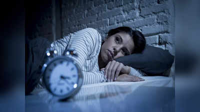 Common Sleep Disorders: রোজ রাতে একই সময় হঠাৎ ভাঙে ঘুম? অজান্তেই বাজছে বড় বিপদের ঘণ্টা