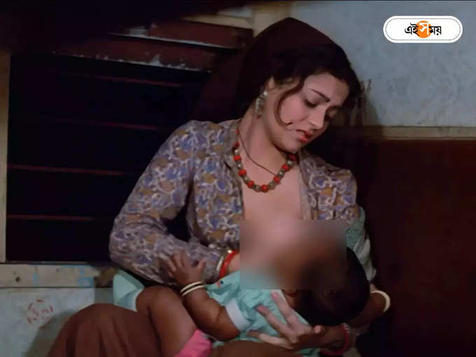 Mandakini breastfeeding scene