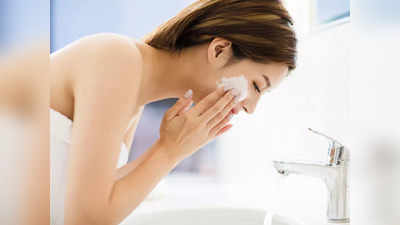 हवा असेल फ्रेश आणि ऑइल फ्री चेहरा तर वापरा हे best face wash for oily skin, त्वचाही होऊ शकते उजळ.