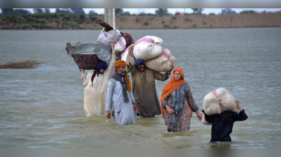 Pakistan: પૂરને પગલે તારાજી, 937 લોકોનાં મોત, 3 કરોડ લોકો બેઘર, જાહેર કરવામાં આવી ‘રાષ્ટ્રીય કટોકટી’