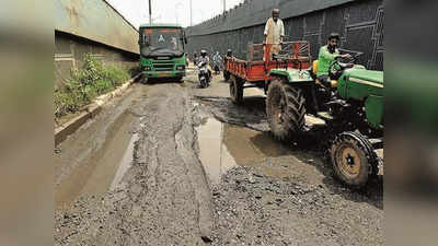 Potholes In Bengaluru: ಬಿಬಿಎಂಪಿಗೆ ಇನ್ನೂ ಕಾಣಿಸುತ್ತಿಲ್ಲವೇ ರಸ್ತೆಗುಂಡಿಗಳು..? ಕಳೆದ ಐದು ವರ್ಷಗಳಲ್ಲಿ ರಸ್ತೆ ಗುಂಡಿಗಳಿಗೆ 15 ಮಂದಿ ಬಲಿ