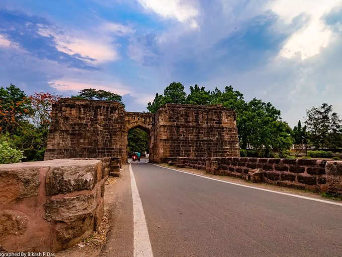 ​ಬಾರಾಬತಿ ಕೋಟೆ