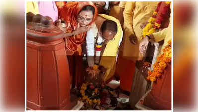दतिया पहुंचे CM शिवराज सिंह चौहान, पीतांबरा पीठ पर की पूजा-अर्चना, वनखंडेश्वर महादेव का किया जलाभिषेक