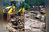 Kerala Landslide: लैंडस्लाइड में जिंदा दफन हो गया पूरा परिवार, खौफनाक मंजर की देखें तस्वीरें