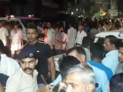 Gujarat News: वडोदरा में गणेश उत्सव के दौरान दो समुदाय के लोगों में झड़प, 13 लोग हिरासत में