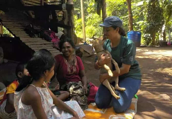 ​പേവിഷബാധ ഇപ്പോൾ വലിയ ചർച്ചാവിഷയമാണ്. ഇക്കാര്യത്തിൽ മാധ്യമങ്ങളുടെ ഇടപെടൽ എങ്ങനെയാണ്? മാധ്യമ വാർത്തകൾ ഗുണത്തേക്കാളേറെ ദോഷം ചെയ്യുന്നുണ്ടോ?