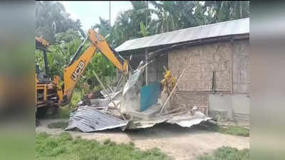 Madrasa Demolished: ಉಗ್ರ ಕೃತ್ಯಕ್ಕೆ ಸಂಚು ಆರೋಪ: ಅಸ್ಸಾಂನಲ್ಲಿ ಮದರಸಾ ಧ್ವಂಸ