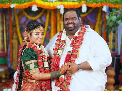 Ravindar Chandrasekaran ने की एक्ट्रेस महालक्ष्मी संग शादी, Photos देख लोग बोले- चांद का टुकड़ा है दुल्हन