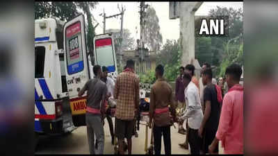 Gujarat Accident: अंबाजी सड़क हादसे में 7 की मौत, कई की हालत गंभीर, श्रद्धालुओं को कार ने रौंदा