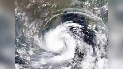 Typhoon Hinnamnor Track: গতিবেগ ঘণ্টায় ২৪১ কিমি! বছরের সর্বাধিক ভয়াবহ টাইফুন হিন্নামনর-র ত্রাসে কাঁপছে দক্ষিণ-পূর্ব এশিয়া