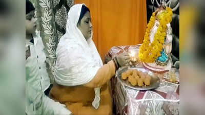 Fatwa for Ganesh Puja: अलीगढ़ में भगवान गणेश की पूजा की, रूबी खान के खिलाफ फतवा... BJP नेता ने बता दिया जेहादी