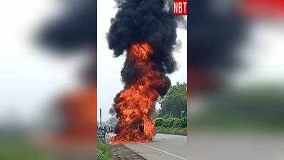 Gaya Video: बाराचट्टी में पेट्रोल-डीजल लदा ऑटो जलकर खाक, देखिए वीडियो