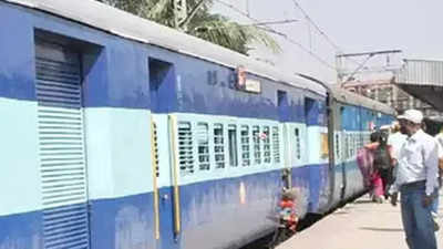Passenger Trains: ಬೆಂಗಳೂರು, ಶಿವಮೊಗ್ಗ, ಹುಬ್ಬಳ್ಳಿ ಸೇರಿ ಹಲವು ಮಾರ್ಗಗಳ 28 ಪ್ಯಾಸೆಂಜರ್‌ ರೈಲುಗಳು ರದ್ದು