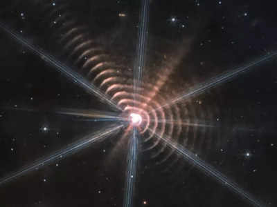 जेम्स वेब की नई तस्वीर ने खगोलविदों को किया कनफ्यूज, सितारे के चारों ओर उठ रहीं लहरें