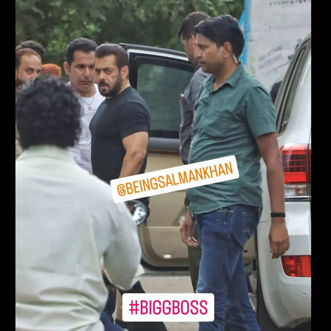 salman khan on bigg boss 16 set