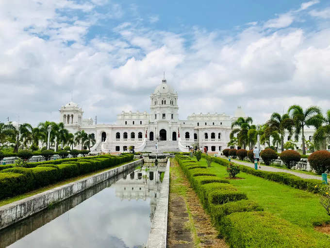 ಉಜ್ಜಯಂತ ಅರಮನೆ, ತ್ರಿಪುರ