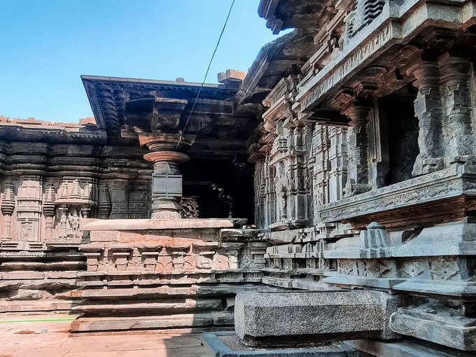 Thousand Pillar Temple