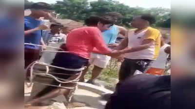 Hardoi News: गांव में आए युवक को लोगों ने बच्चा चोर समझकर बनाया बंधक, पुलिस के पहुंचने तक की पिटाई