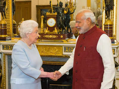 महात्‍मा गांधी ने रुमाल गिफ्ट किया था, वह महारानी एलिजाबेथ II ने मुझे दिखाया था... पीएम मोदी को याद आई वो मुलाकात
