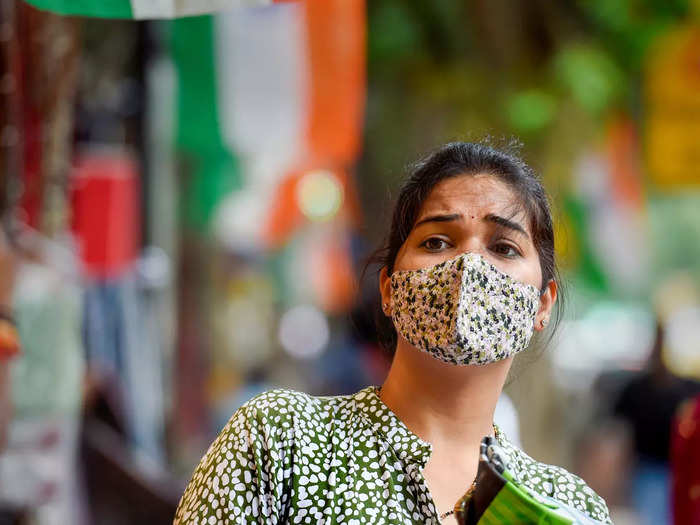 if not for covid wear mask for pollution say experts on delhi air quality index