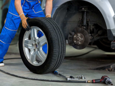 Tips To Change Car Tyre: கார் பஞ்சர் ஆகிவிட்டதா? கார் டயரை எப்படி மாற்றுவது? முழு வழிமுறைகள்