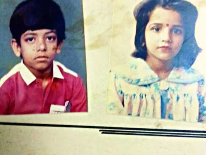 monalisa childhood pic with brother