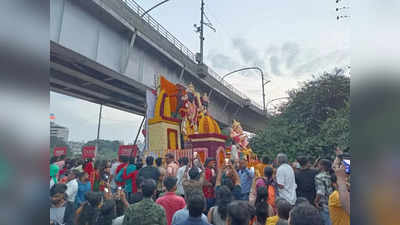 पुढच्या वर्षी लवकर या, मानाच्या गणपतींची १० तासाहून अधिक वेळ मिरवणूक, पुणेकरांचा बाप्पाला जल्लोषात निरोप