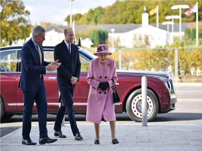 ​राणी एलिझाबेथकडे आलिशान कार्सचा ताफा