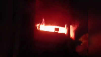 Indore Fire Broke Out: इंदौर विकास प्राधिकरण की बिल्डिंग में भीषण आग, लेट से पहुंची दमकल गाड़ियां