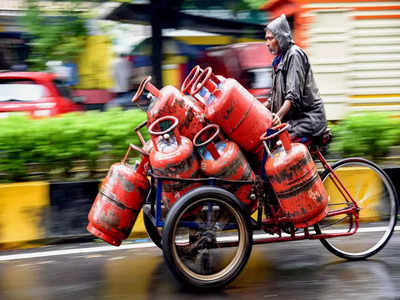 आता फक्त ७५० रुपयांत मिळणार गॅस सिलिंडर, असं लगेच बुक करा